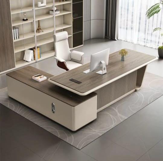 SINONIS Modern Executive L-Shaped Office Desk – Dual-Tone Finish (Beige & Walnut)